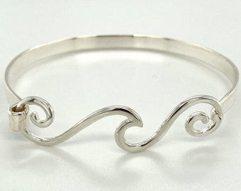 925 Sterling Silver Bangle, Wave Bangle. 7 Inch Wide Surf