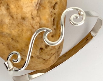 925 Sterling Silver Bangle, Wave Bangle. 7 Inch Wide Surf