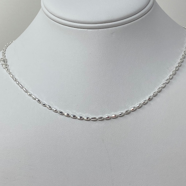 Italian Crafted 925 Sterling Silver 2mm Shiny Sparkling Diamond Cut Rice Bead Chain Necklace. Square Cut Sparkling Shiny 2mm Rice Bead Chain