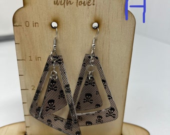 Orecchini in pizzo teschio