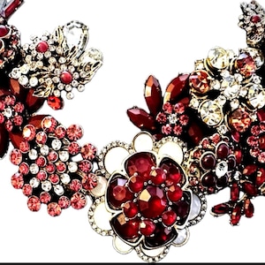 Exquisite Rhinestone Flower Statement Necklace in Ruby Red, Dark Burgundy and Opal White