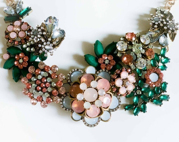 Exquisite Rhinestone Flower Statement Necklace in Emerald Green, Pink and Opal White