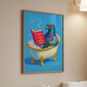 Arte divertido para el baño, arte animal caprichoso, libro de palomas leyendo, cagando sobre personas, descarga digital imagen 8