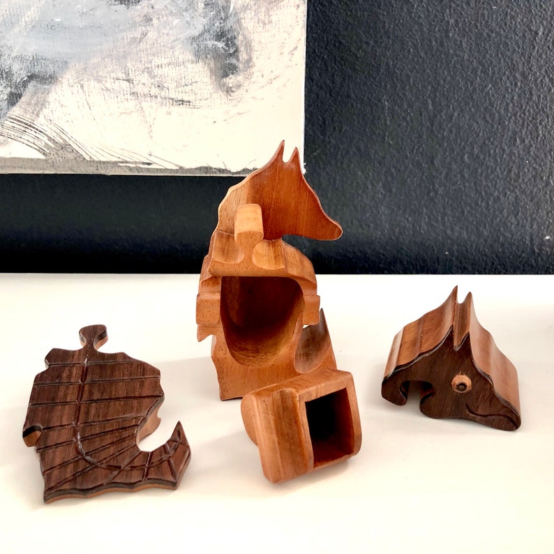 Jewelry Box Trinket Box with Hidden Compartments for Storage Sea Horse Wooden Puzzle Box Collectible Wood Animal Figurine with Drawer