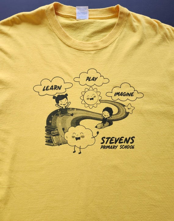 Steven’s Primary School Vintage Graphic T-Shirt