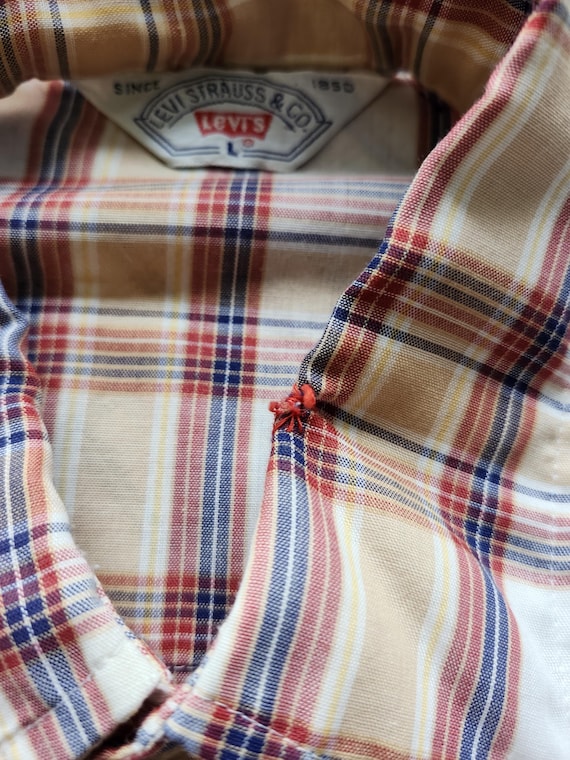 Levi Strauss Vintage Button Down Light Weight Pla… - image 4