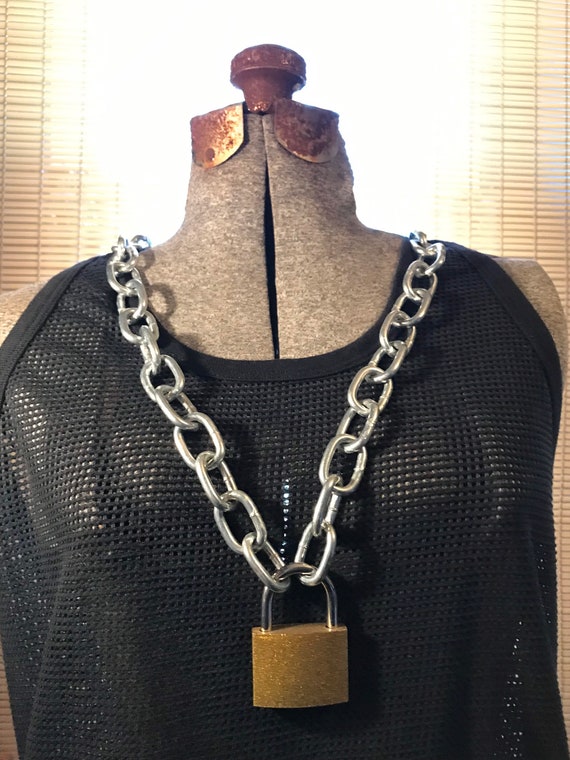 Heavy Chain Lock Collar – Passional Boutique Store