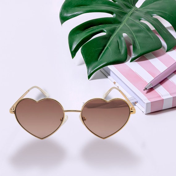 Occhiali da sole a forma di cuore, stile retrò, con lenti colorate