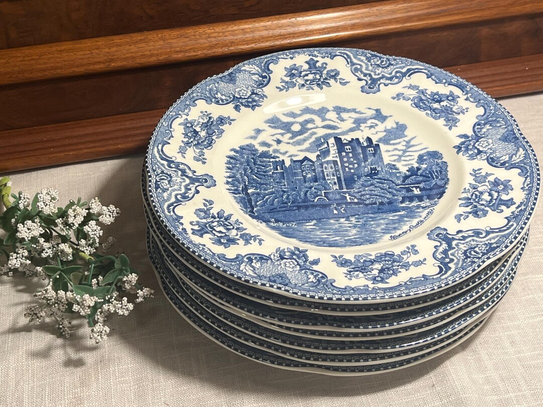 Set of 7/vintage Johnson Bros Blue Transferware 10