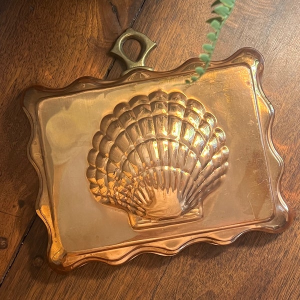 Vintage Copper Cake/Jello Mold Seashell Pan with Solid Brass Hook ~ Beach, Coastal, Nautical Kitchen Farmhouse Copper Cookware Bakeware