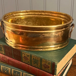 Vintage Oval Solid Brass Handled Indoor Planter Decorative and Sturdy Storage  Brass Pot, Box, Bucket, Bin, Basket Oval Brass Planter 