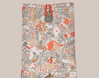 WONDERLAND "Page & Pocket" Book Sleeve