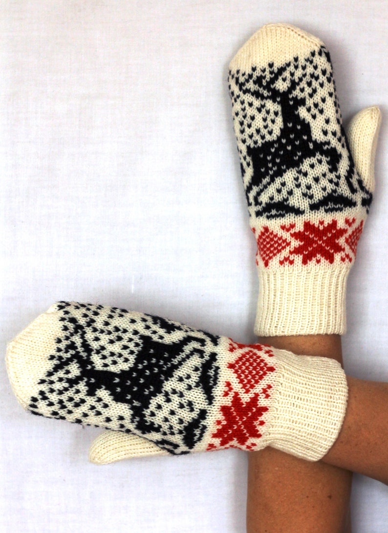Norwegian Double Knit Mittens, Snowflake Mittens, Christmas Wool