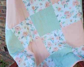 Watercolor Farm Floral Quilt: Handcrafted Beauty for your Little One, Farm House Charm with Country Elegance, Patchwork Floral Quilt