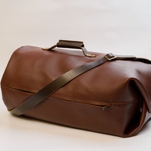 Travel Duffle Bag, Leather Duffle Bag, Military Style Duffle Bag, Leather Travelling Bag, Weekender Bag, Duffle for Men and Women, Backpack Walnut Brown