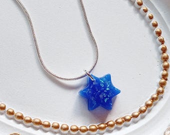 Resin Star of David Necklace, Opal Effect Magen David pendant, Jewish jewelry, bat mitzvah gift, Opal Israel star gift, small Jewish amulet