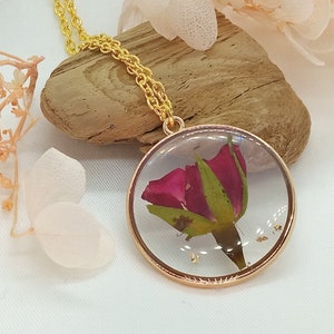 Round natural rose pendant, Dried flower necklace, Botanical jewelry, Pressed rose pendant, Romantic jewelry, nature locket, cottagecore