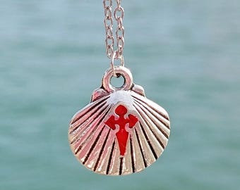 Colgante Camino de Santiago con Vieiras, Medalla Cruz de Santiago, Collar Peregrino, Regalo Católico, Recuerdo de España, Apóstol Santiago