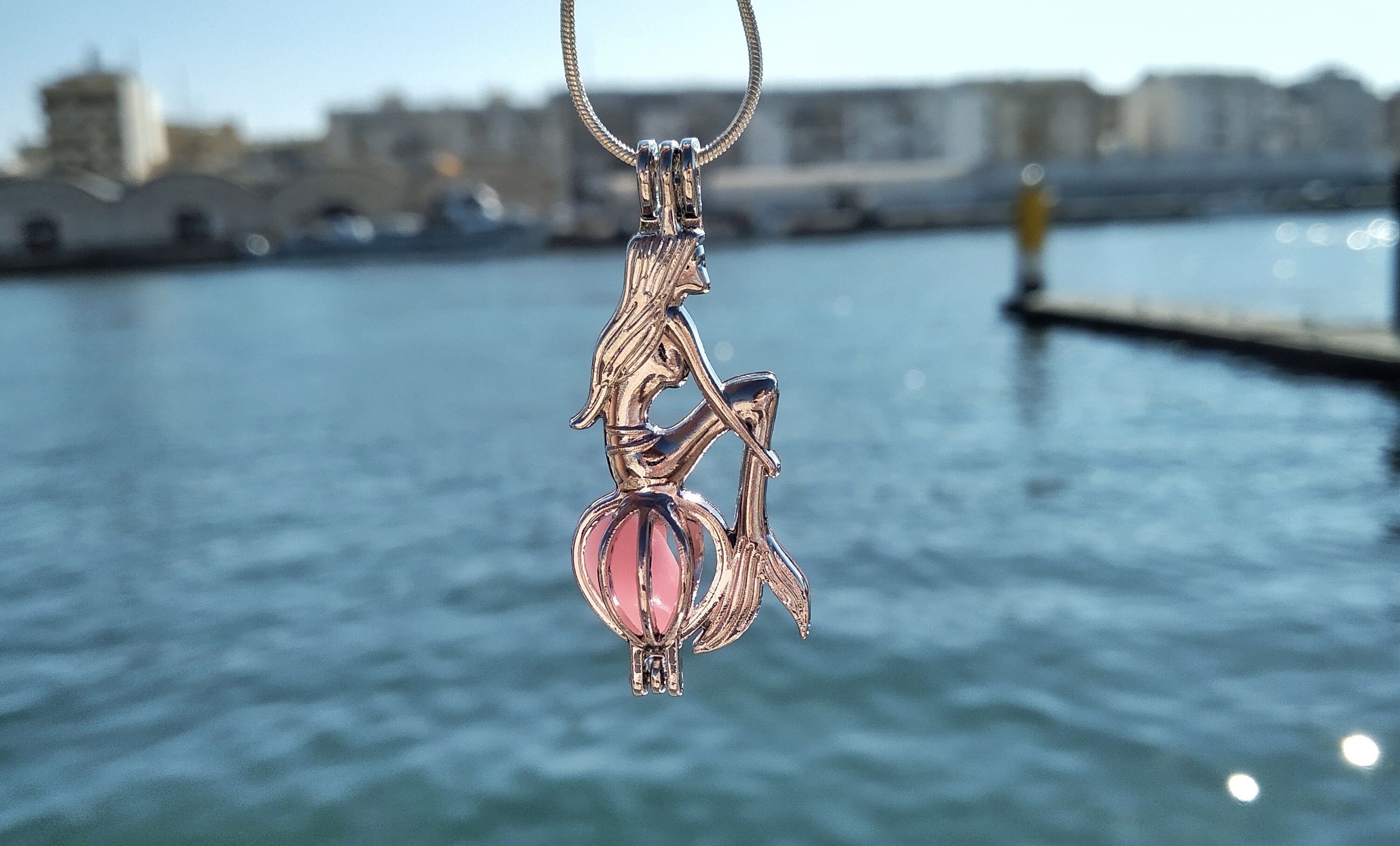 Mermaid pendant deals