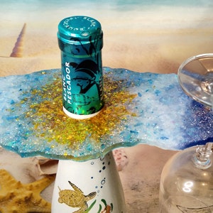 Geode resin wine or champagne butler caddy, Bottle holder, housewarming gift, wine lover gift, Handmade Resin Wine and Glass Holder for him