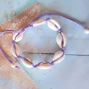 Adjustable Cowrie Shell Bracelet, Handmade Bracelet Anklet, Dainty Bracelet with Genuine Cowrie shells, Summer jewelry, Seashell bracelet Morado