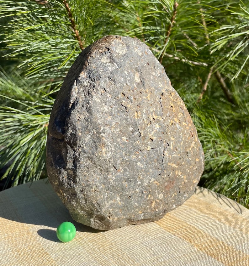 Meteorite, 2,562 Gram Lunar Meteorite, Lunar Basalt. - Etsy
