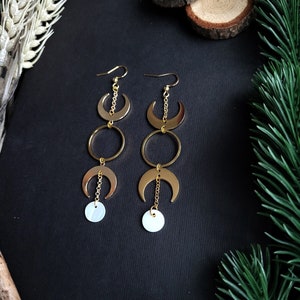 Triple moon earrings - Hecate, Magical Jewelry with mother of pearl, Nature, Wicca, Pagan, Witchy Witch, Crescent Moon, Full Moon, Celtic