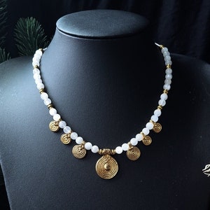 Oude Viking-ketting met maansteen, Viking-sieraden, Freya, heidense godin, oud-Noorse sieraden, statementketting, sjamaan, heks