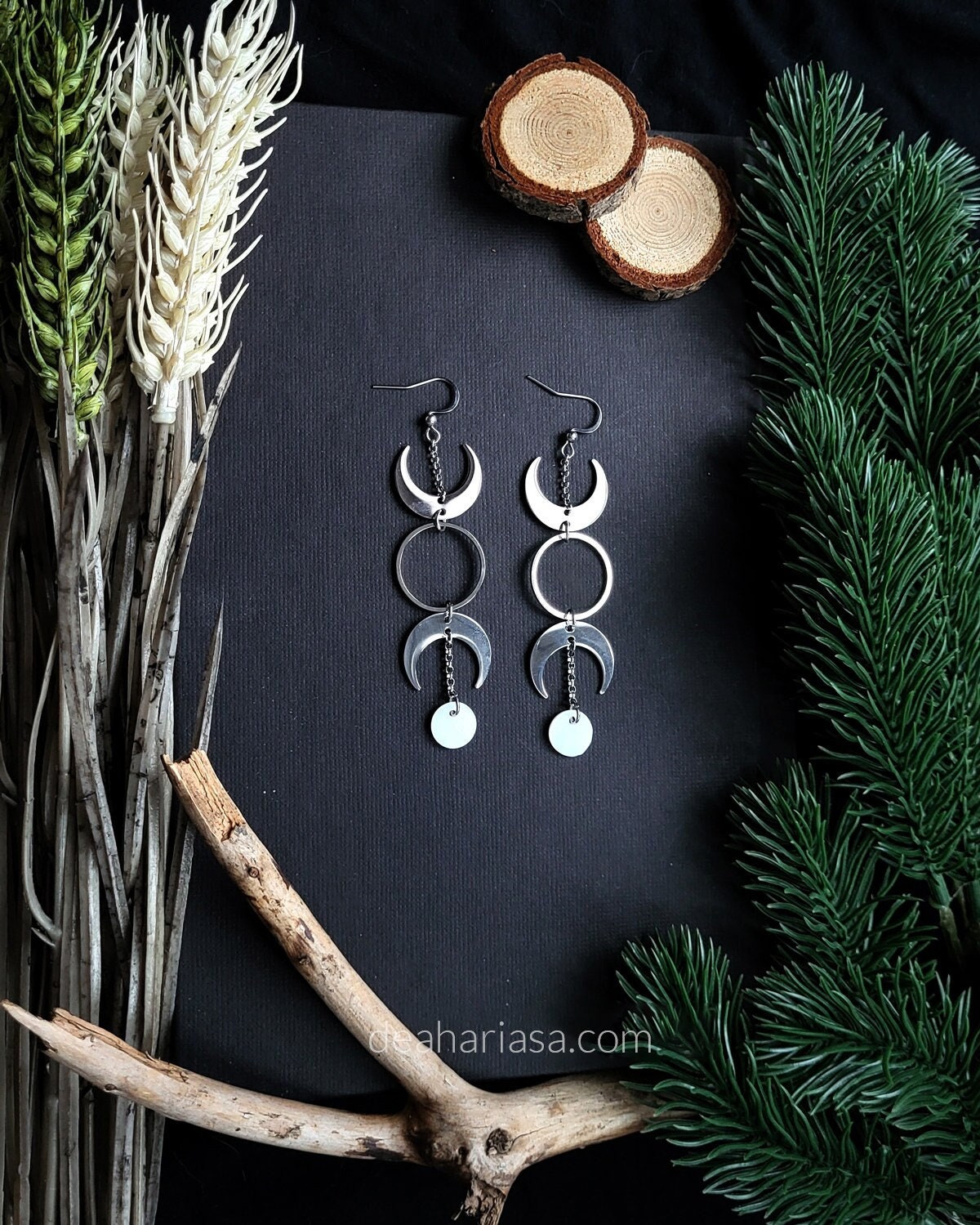 Silver Triple moon earrings with mother of pearl, Hecate Earrings, Moon phase Earrings, Wicca, Pagan, Crescent Moon, Full Moon Witch, Celtic