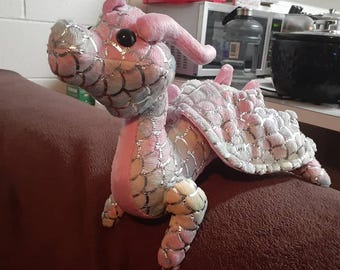 Gevulde drakenknuffel