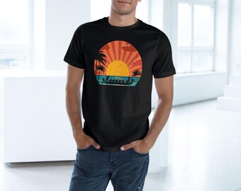 Dragon Boat T-shirt: Retro Sunset Palm Tree Graphic Tee