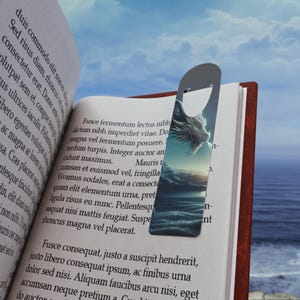 Dragon-Themed Metal Bookmark, Fantasy Book Lover Gift, Fantasy Decor, Reading Accessory, Unique Bookmark for Readers