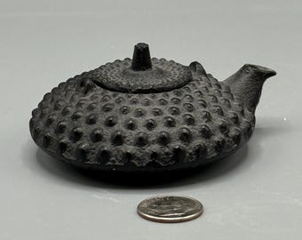 Miniature Japanese Cast-Iron Tetsubin • Arare Pattern • Antique-Style Iron Teapot • Japanese Tea Culture Collectible