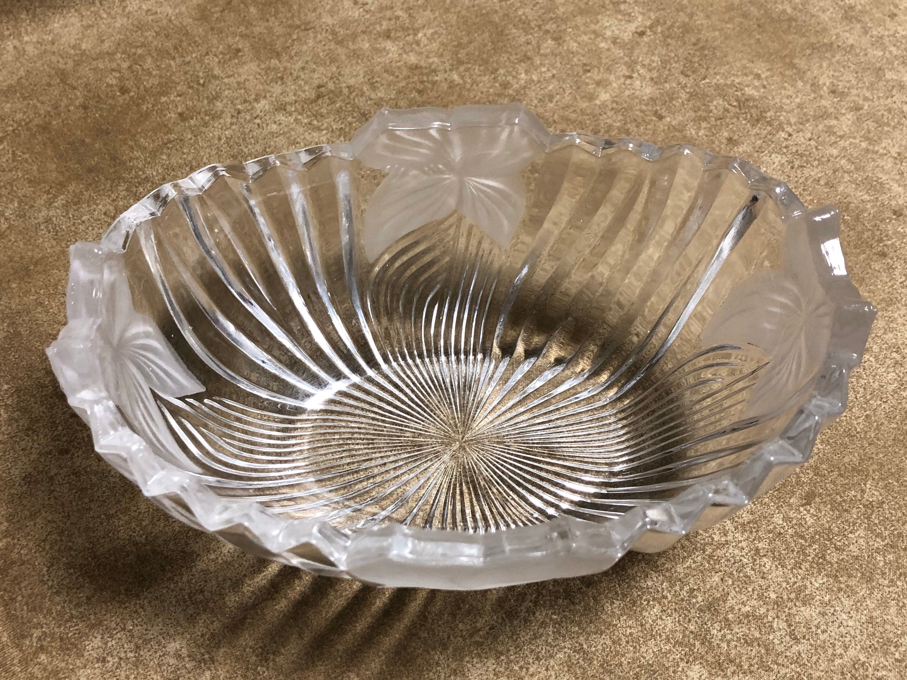 Mikasa Crystal Glass Bowl Frosted Flower Leaf Ribbed Sawtooth Etsy