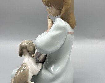ヴィンテージ リヤドロ「猫のお昼寝」フィギュア（モデル番号 5640