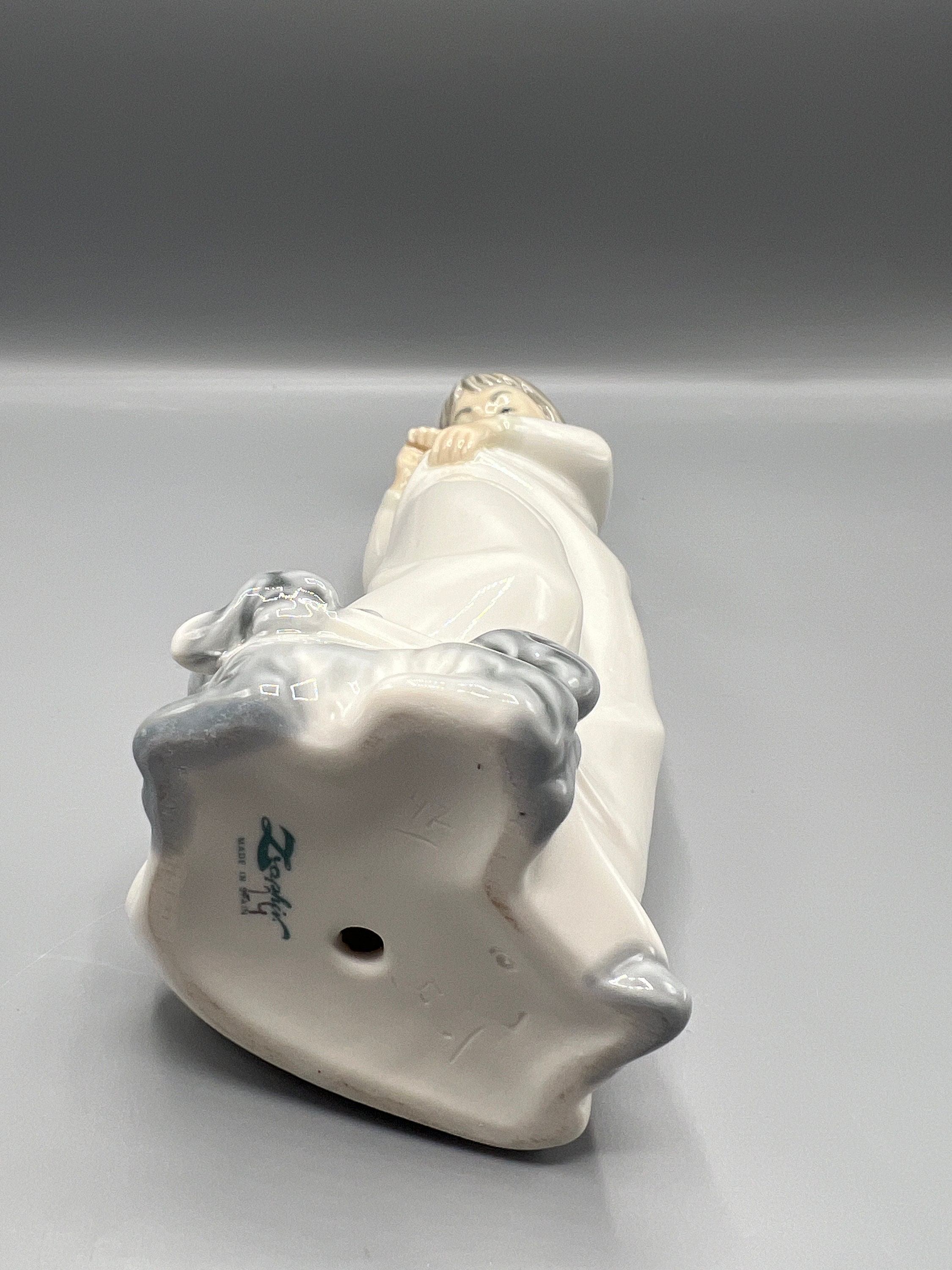 ヨークシャーテリア リャドロ 磁器 ヴィンテージ リヤドロ 磁器フィギュア：ヨークシャーテリアの子犬を
