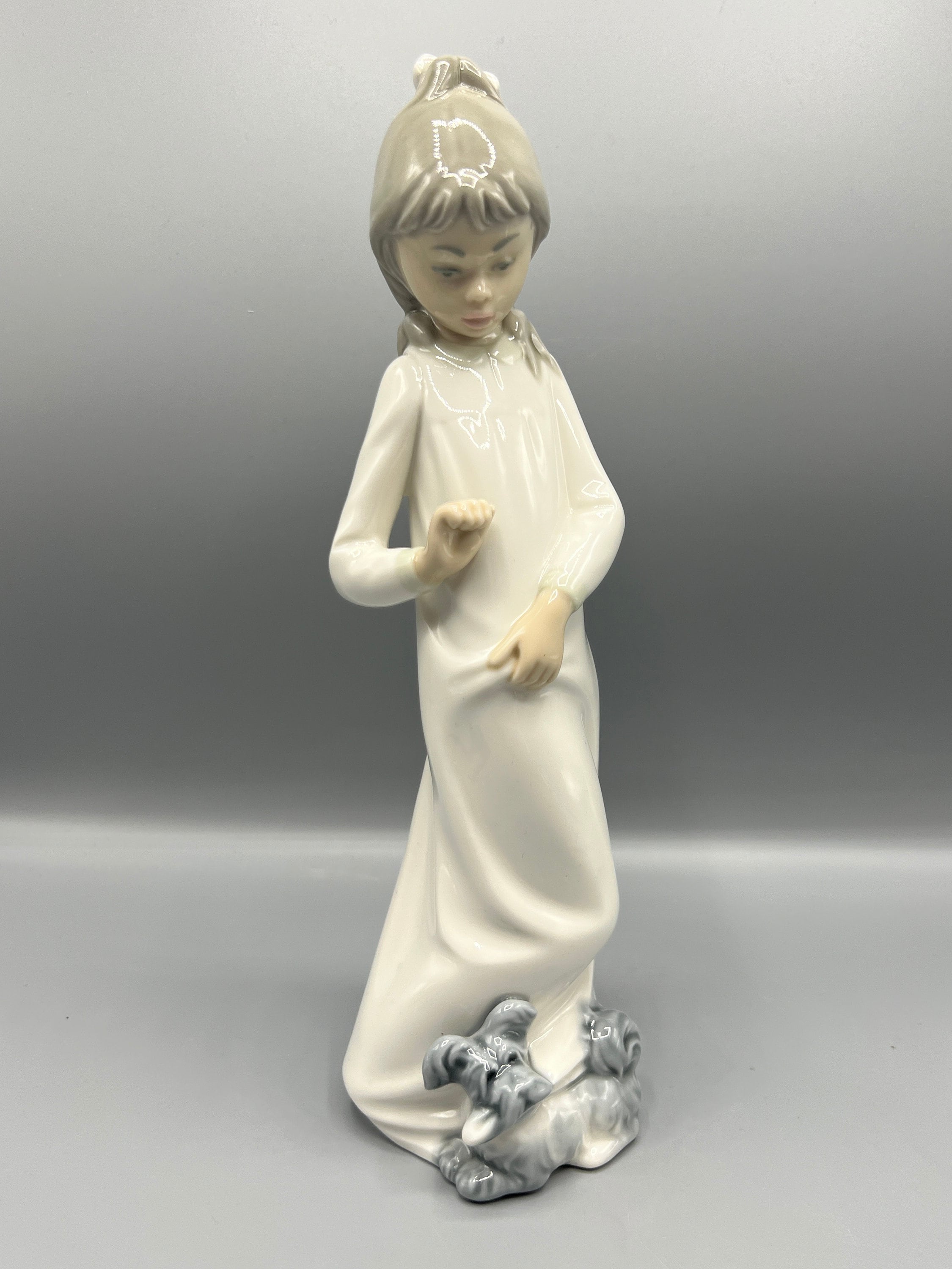 LLADRO 磁器人形 男女 パラソル 子犬 LLADRO 磁器人形 男女 パラソル 子犬