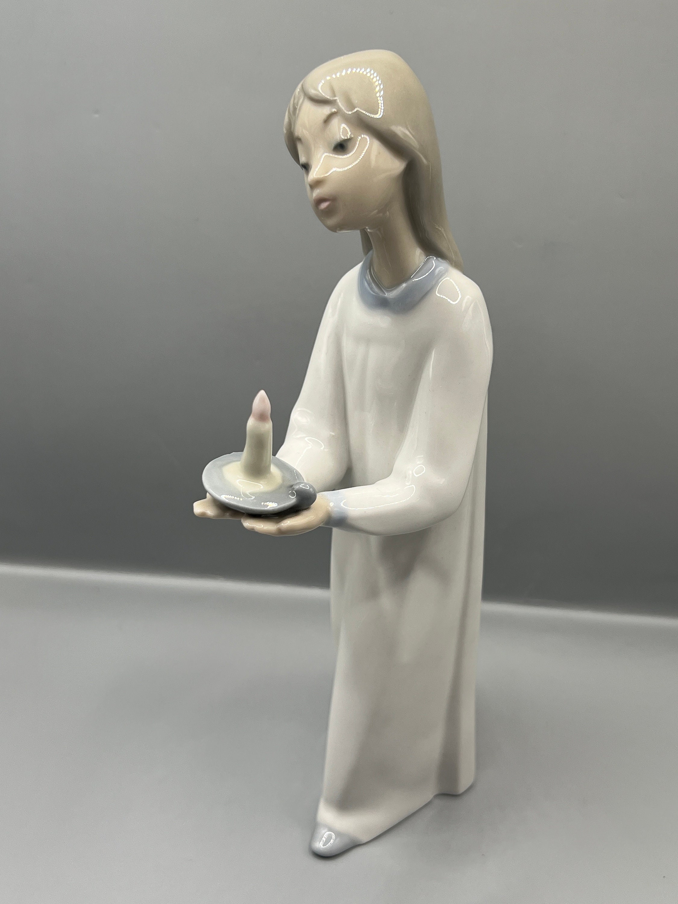 【LLADRO】少女像 陶器製 キャンドル付き Vintage Lladro Figurine: Girl With Candle #4868, Made in Spain - Etsy