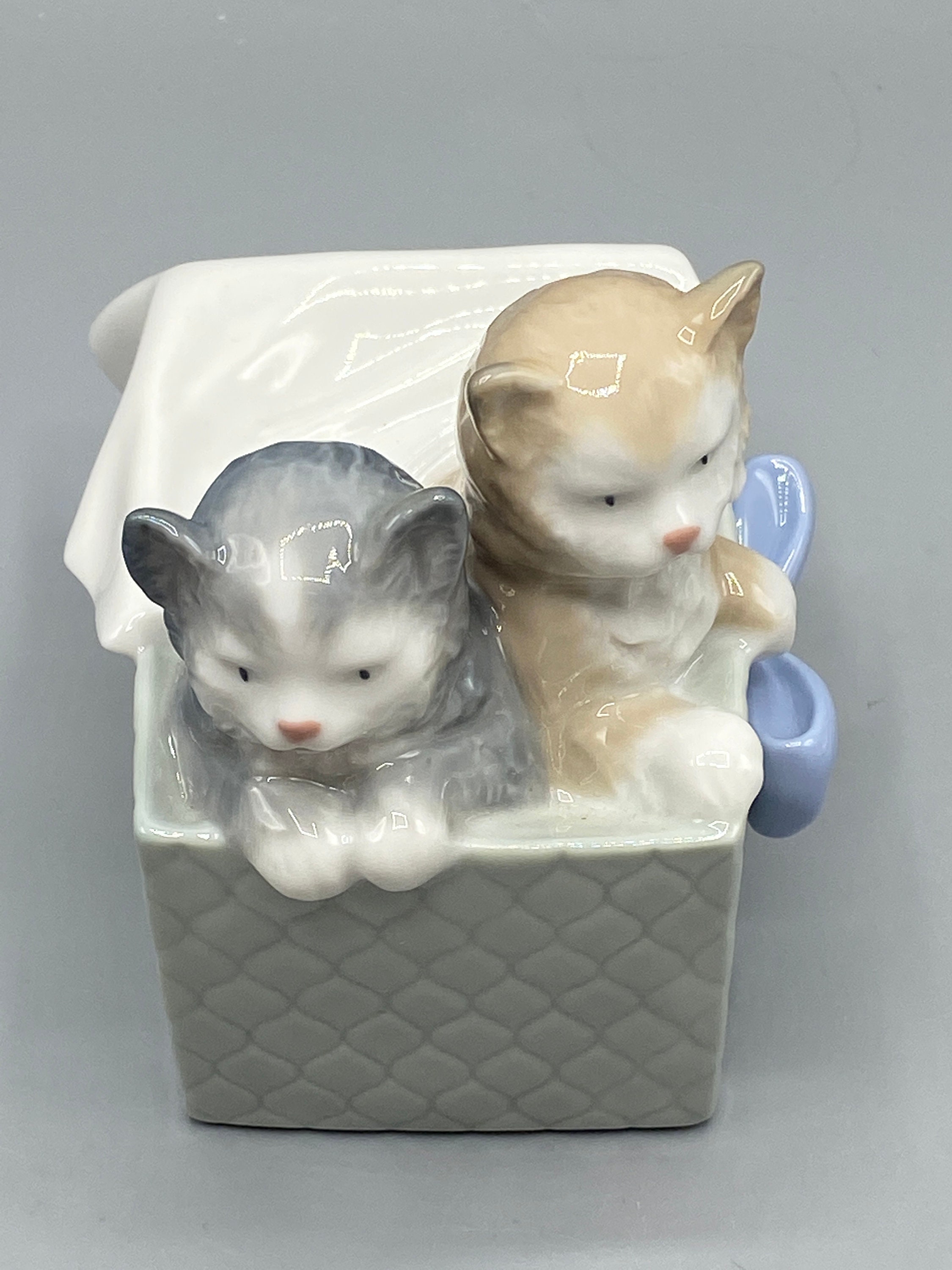 lladro cats in basket