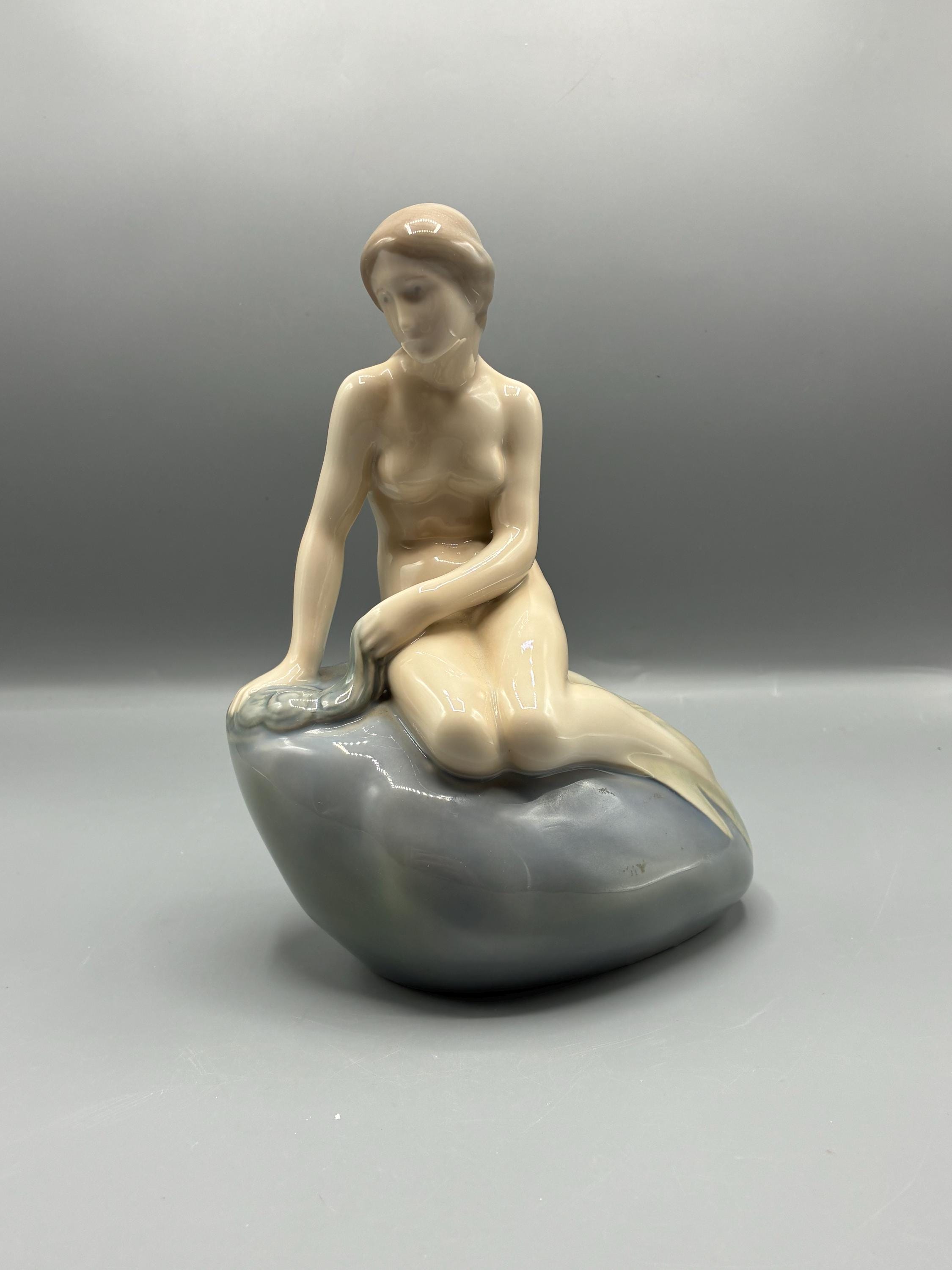 Little mermaid figurine copenhagen - Etsy 日本