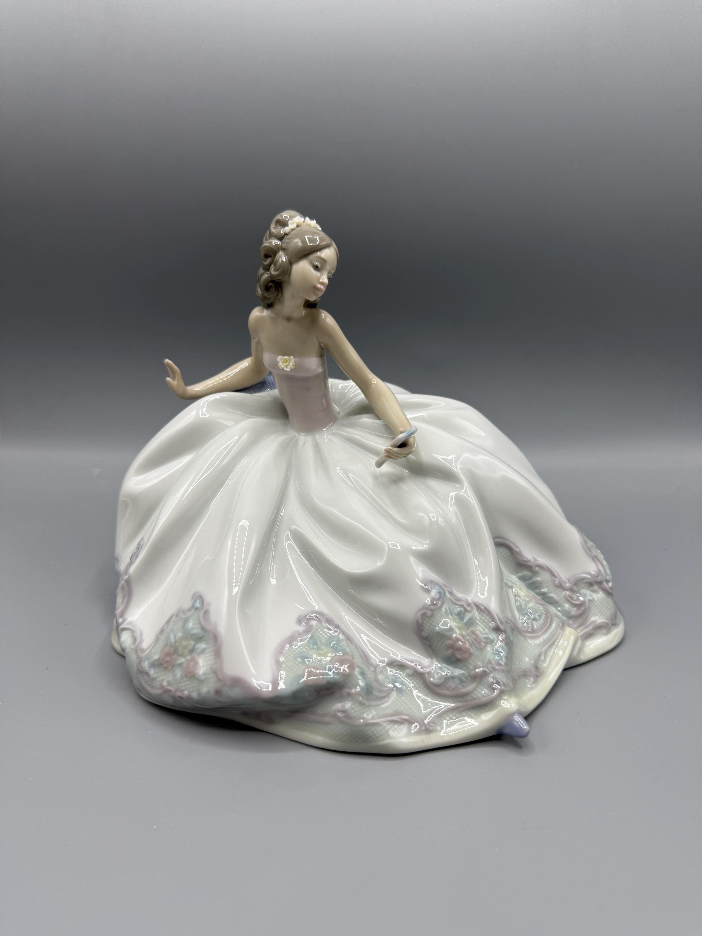 リヤドロ　ダンス ヴィンテージ リヤドロ 磁器フィギュア #5859「舞踏会にて