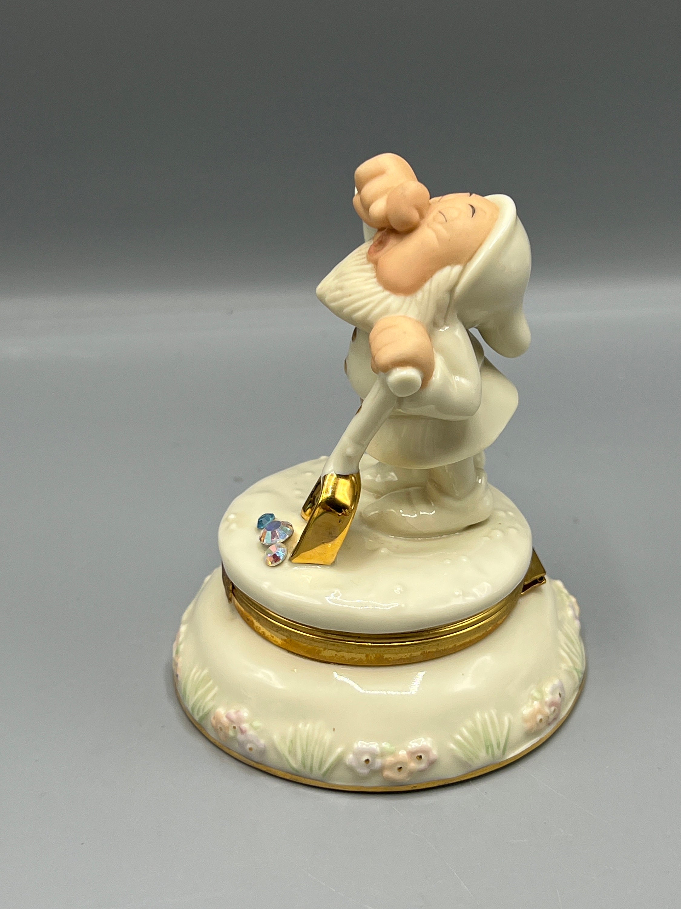 Lenox Treasures - Snow White and the Seven Dwarves - Sneezy