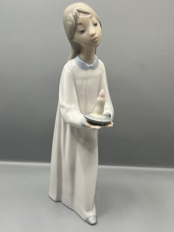 Vintage Lladro Figurine: Girl With Candle #4868, Made in Spain - Etsy