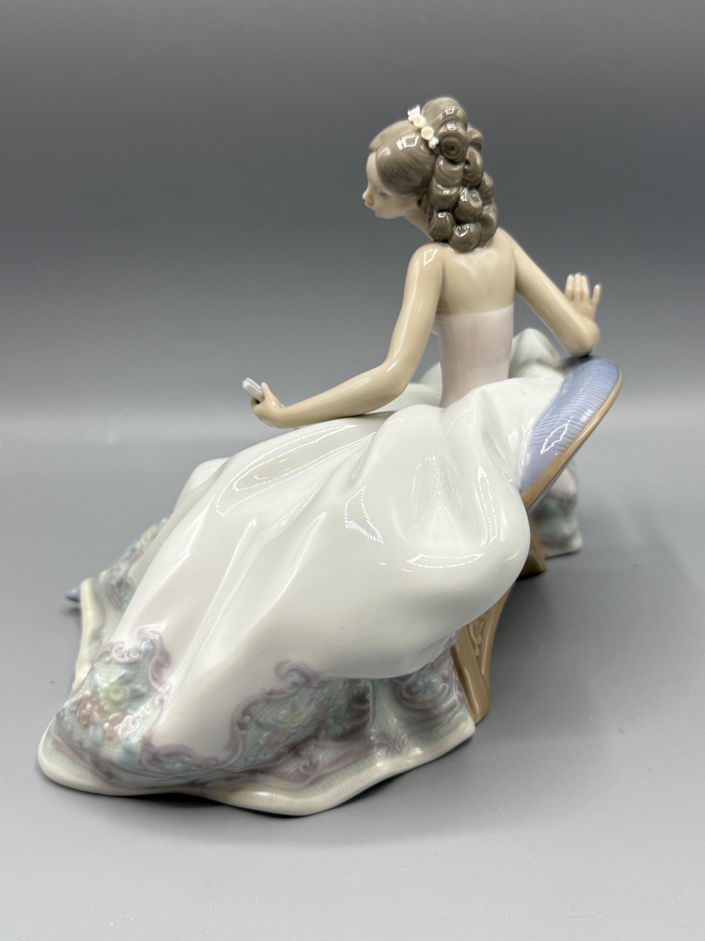 ヴィンテージ リヤドロ 磁器フィギュア #5859「舞踏会にて