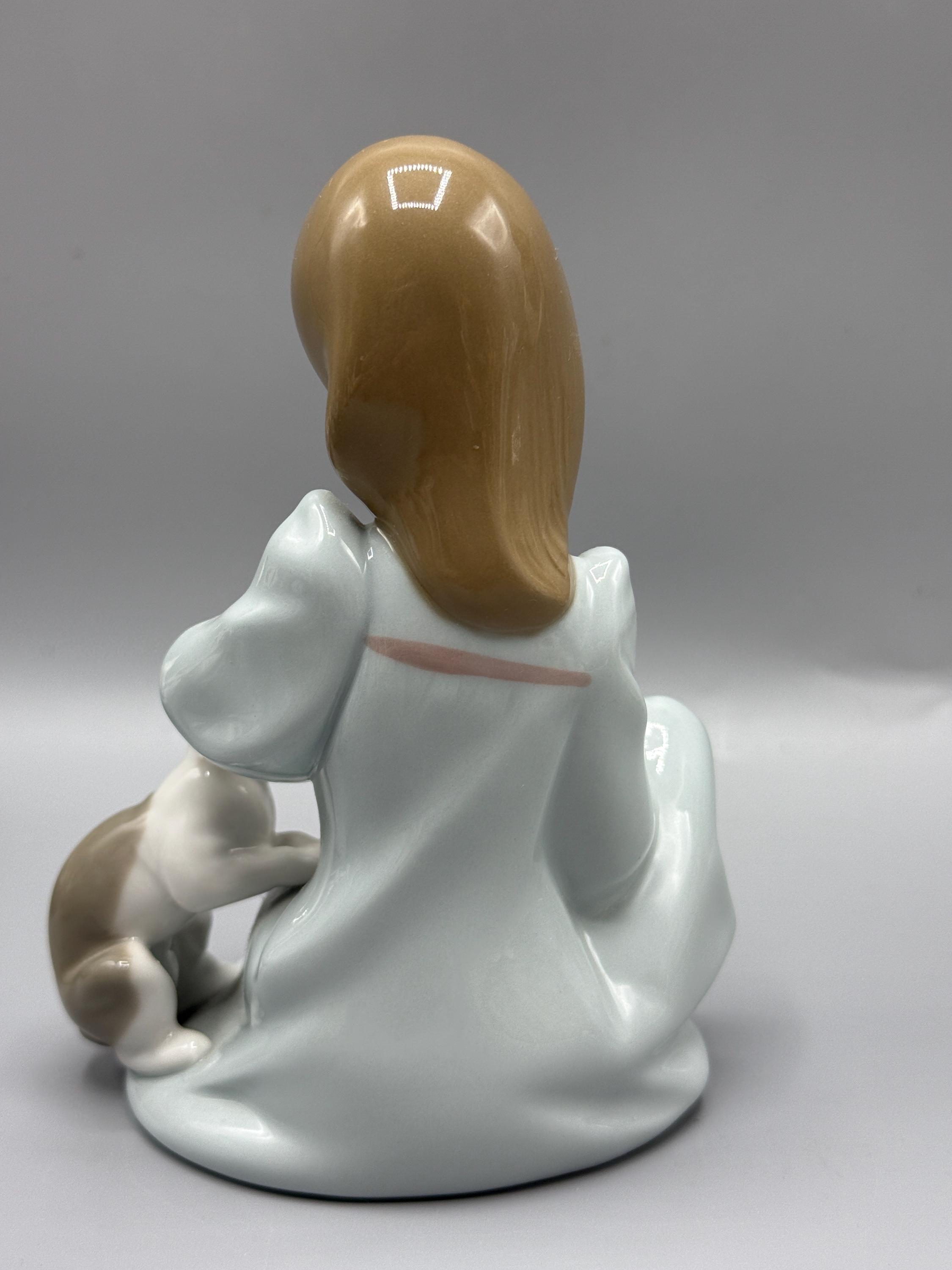 リヤドロ LLADRO 5640 猫のお昼寝 フギュリン リヤドロ LLADRO 5640 猫のお昼寝 フギュリン