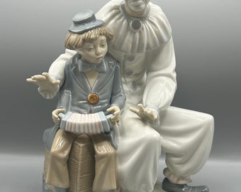 Lladro NAO Lesson of Music #701 Clown Boy Accordion Figurine 12