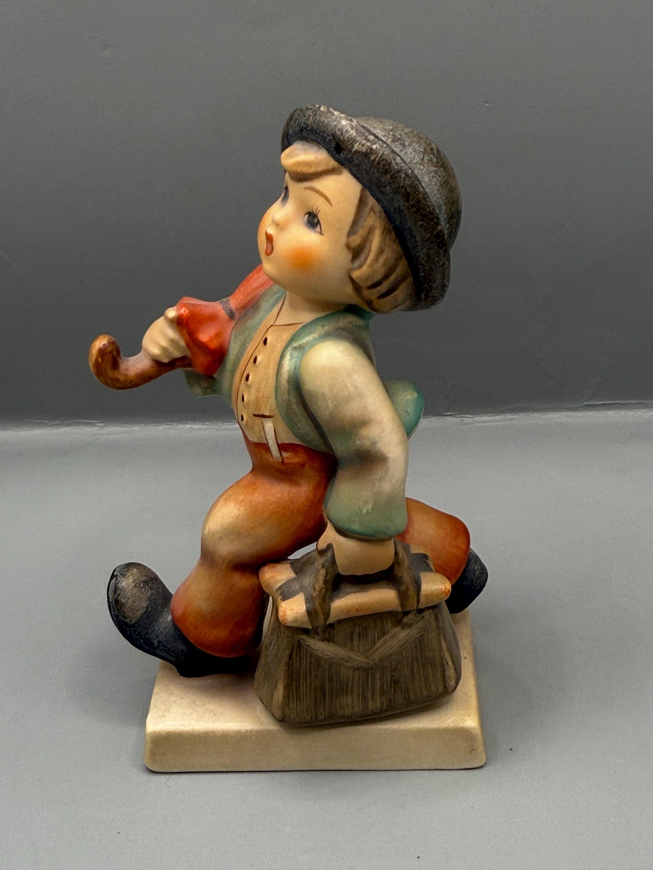 Vintage Goebel Hummel - #11/2/0 - Merry Wanderer - TMK3 - Etsy