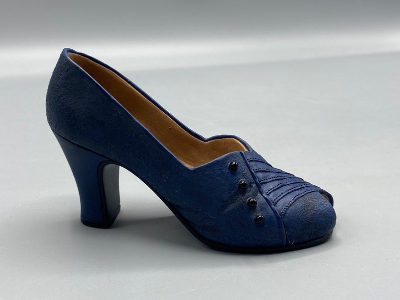 Just the Right Shoe Lady Like