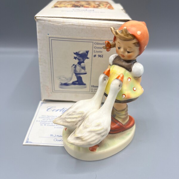 Vintage Goebel Hummel - 'Gänsemädchen' - #47/3/0 - TMK6