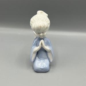 Vintage Lefton Blue and white praying girl figure